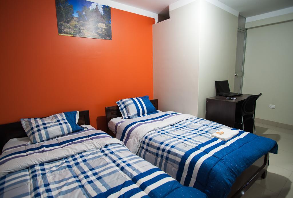 Buenas Noches Hostal 查查波亚斯 外观 照片