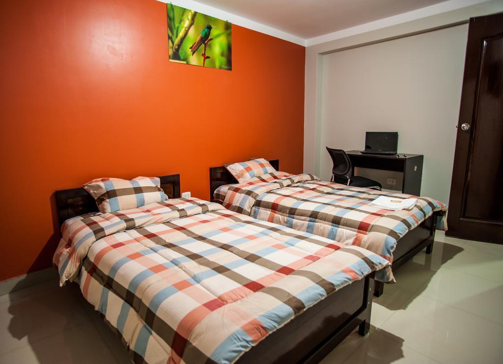 Buenas Noches Hostal 查查波亚斯 外观 照片